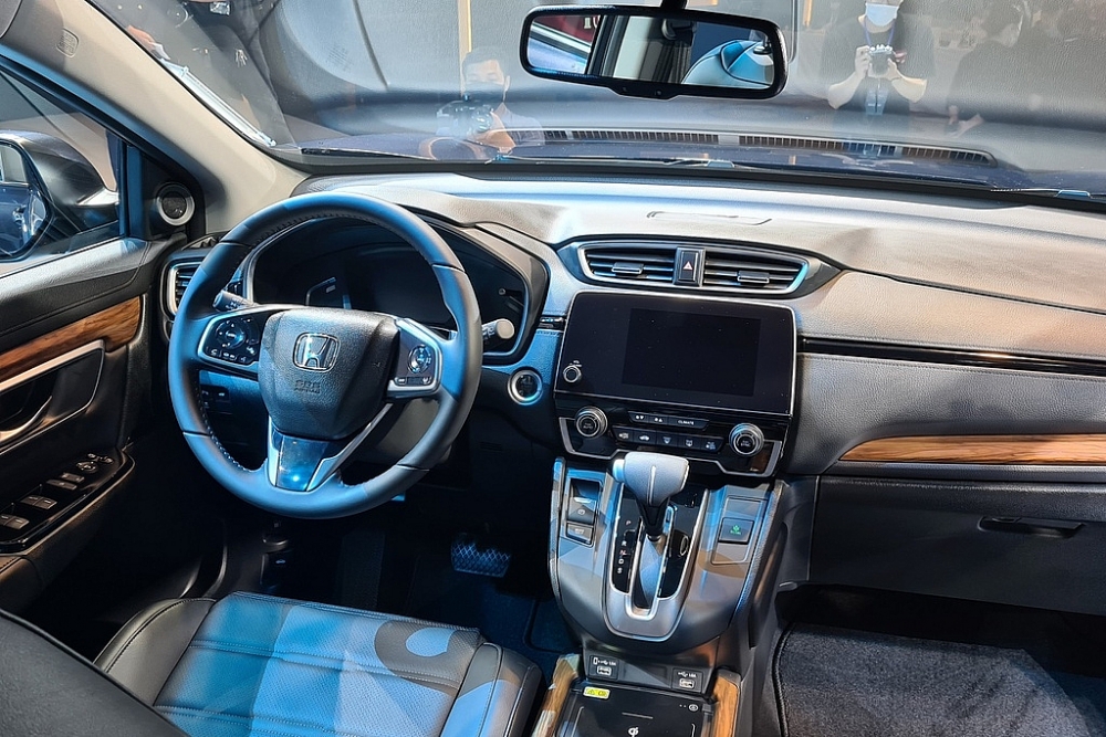 Lắp ráp trong nước, trang bị công nghệ tiên tiến, Honda CR-V 2020 có giá từ 998 triệu