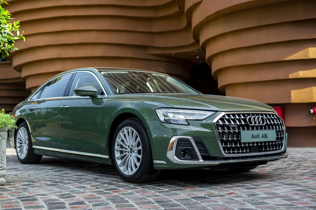 Audi A8L- Sự trở lại rực rỡ ấn tượng
