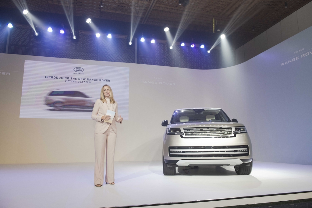 Giá tới 23,8 tỷ đồng, Range Rover mới có gì mà 