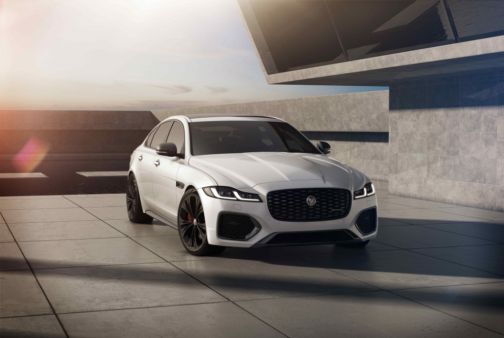 Jaguar F-Pace R-Dynamic có thêm phiên bản Black với hàng loạt nâng cấp