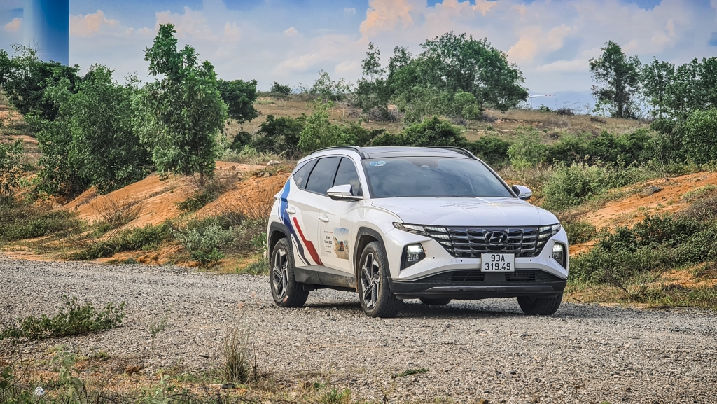 Tại sao Hyundai Tucson 2022 là lựa chọn cho người thích lái