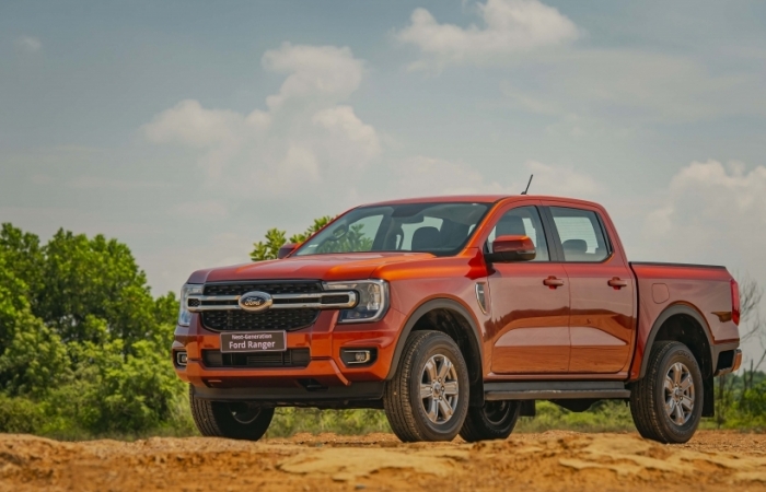 Hé lộ giá chiếc bán tải bán chạy nhất Việt Nam, Ford Ranger 2022