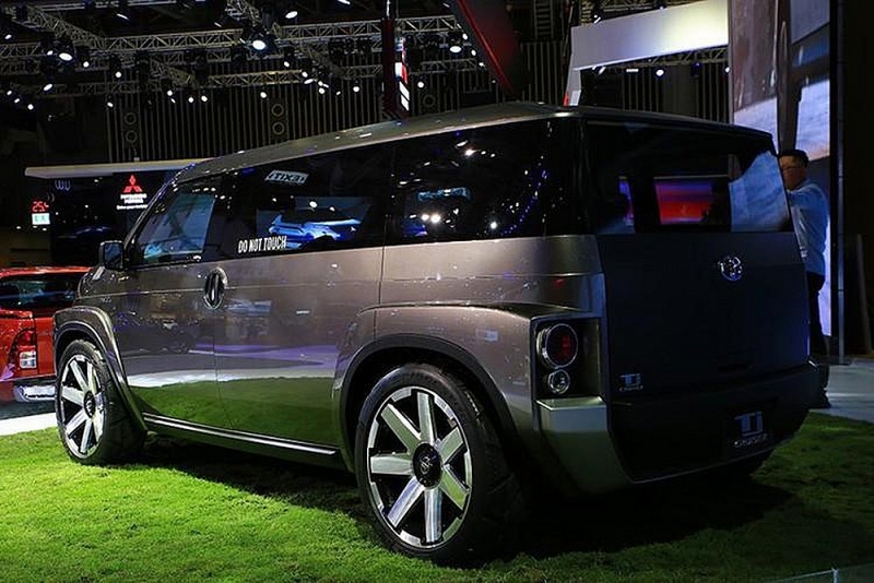 ngam nhin tj cruiser mau xe doc cua toyota
