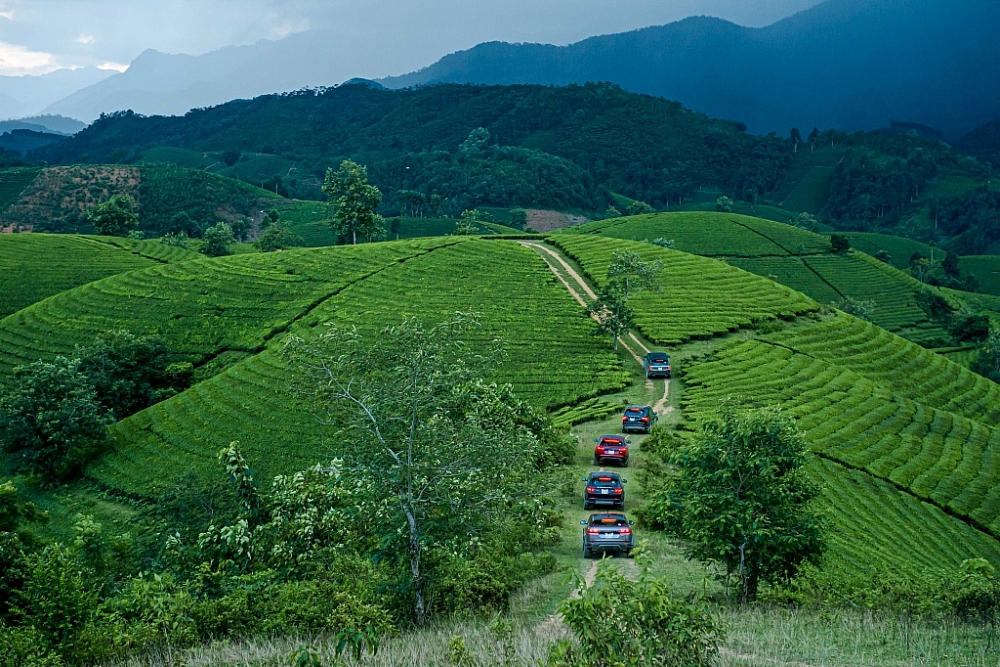 Thích trải nghiệm khám phá, có Land Rover chẳng ngại gì