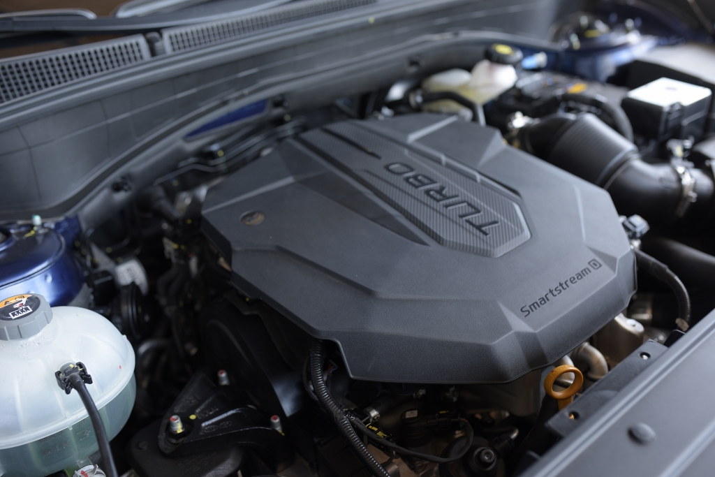 Tận hưởng cảm giác lái cùng Hyundai SantaFe 2021