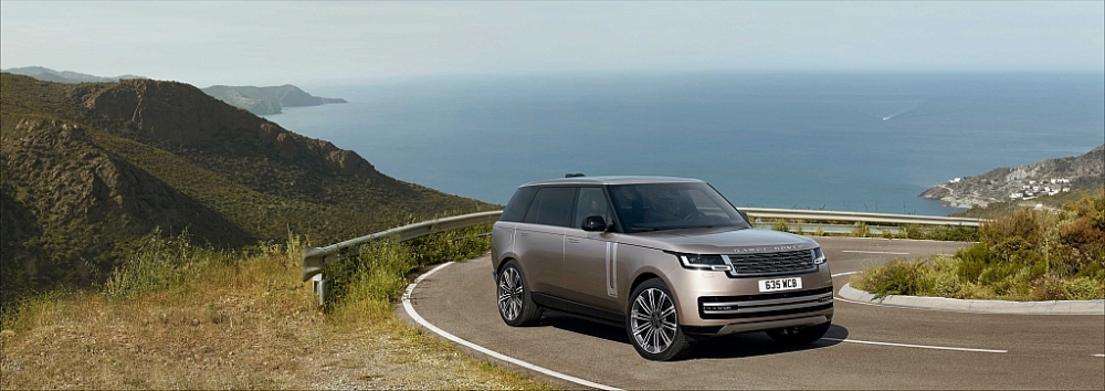 Giá từ 10,879 tỷ đồng Range Rover 2022 hấp dẫn từ thiết kế mới đến công nghệ