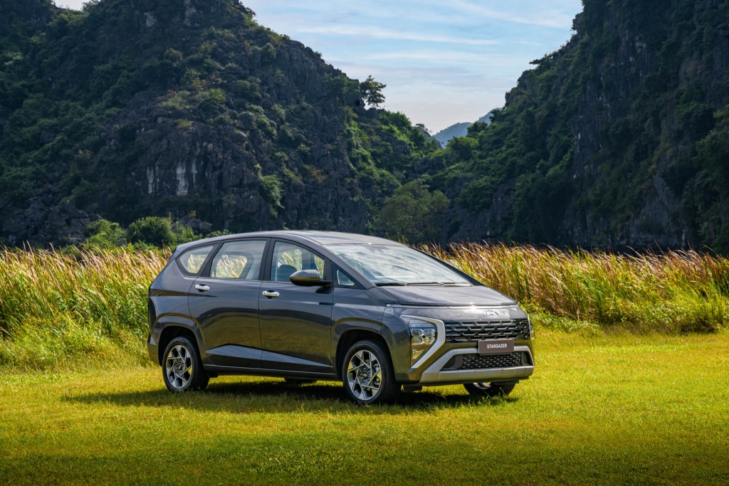 Giá từ 575 triệu đồng, Hyundai Stargazer tự tin đặt chân vào phân khúc MPV