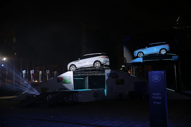 land rover viet nam ra mat range rover evoque moi tai thi truong ha noi