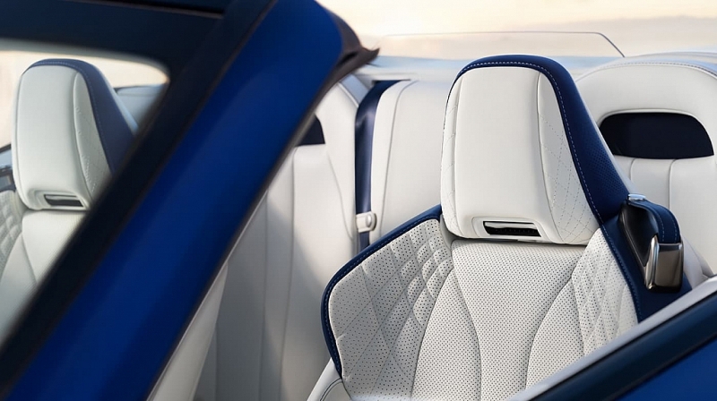 ngam ve dep hut hon lexus lc500 phien ban mui tran