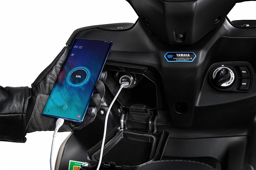Thay đổi lột xác, Yamaha NVX 155 VVA có giá từ 53 triệu đồng