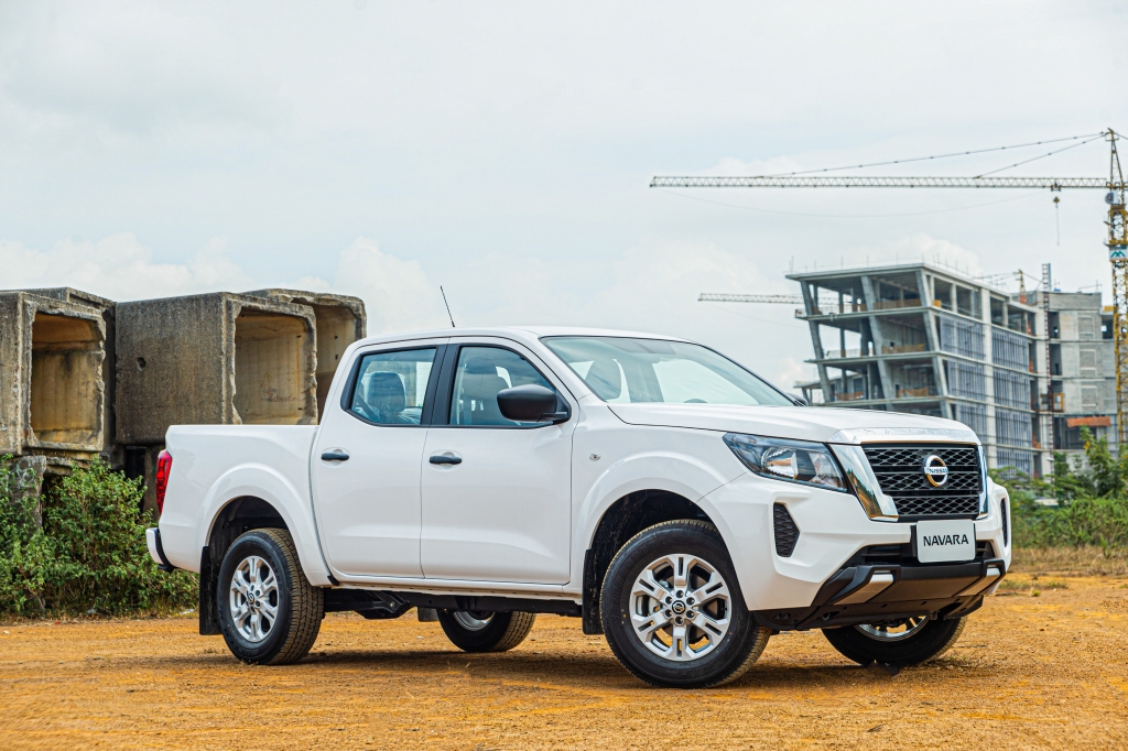 Nissan Navara có thêm phiên bản Navara EL 2WD