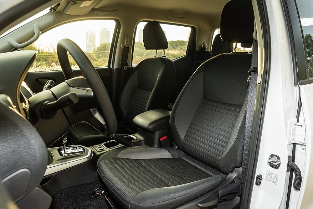 Nissan Navara có thêm phiên bản Navara EL 2WD