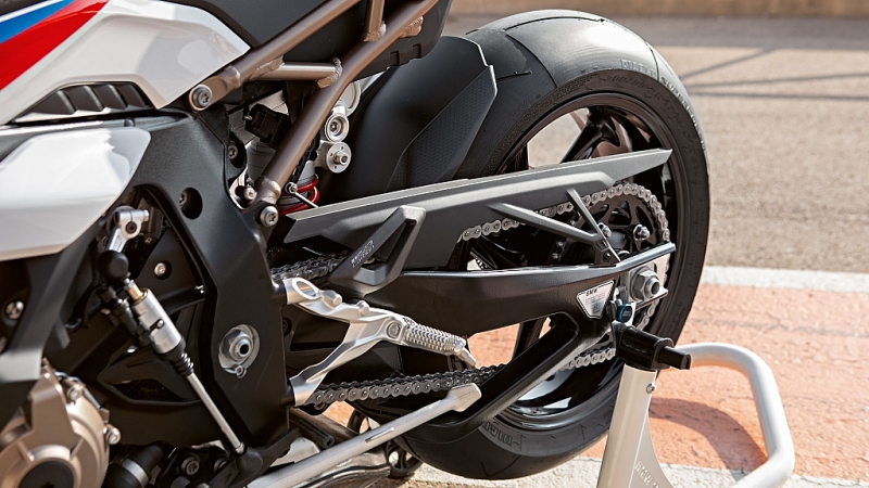 bmw motorrad gioi thieu s 1000 rr hoan toan moi