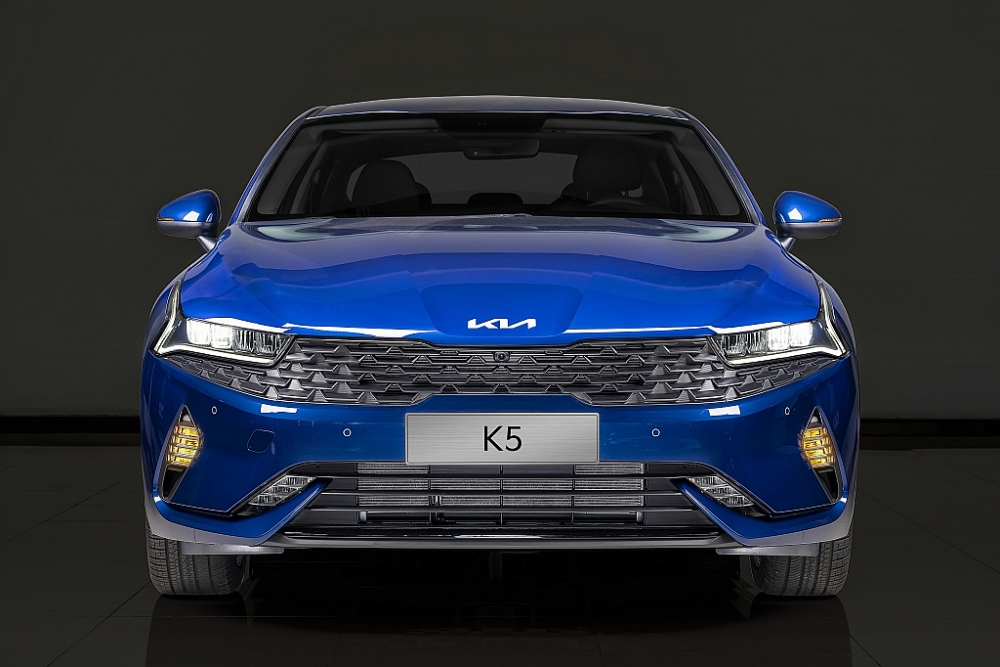Kia K5 thế hệ mới “chốt” giá 869 triệu