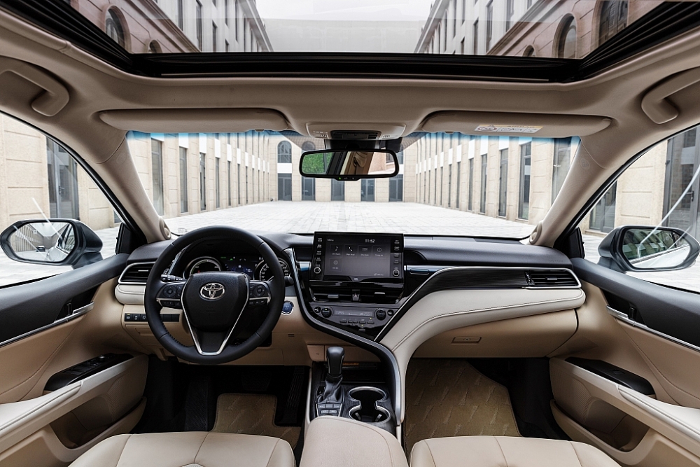 “Chốt” giá từ 1,05 tỷ đồng, Toyota Camry 2022 chính thức có mặt tại Việt Nam