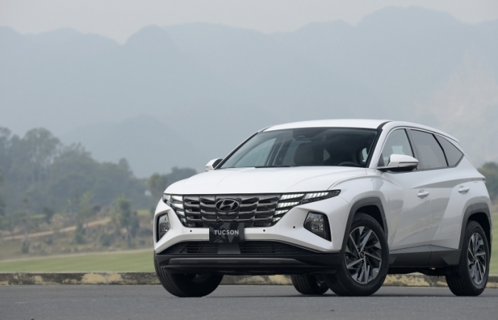 Nâng cấp thiết kế, thêm nhiều tính năng, Hyundai Tucson 2022 có giá từ 825 triệu đồng