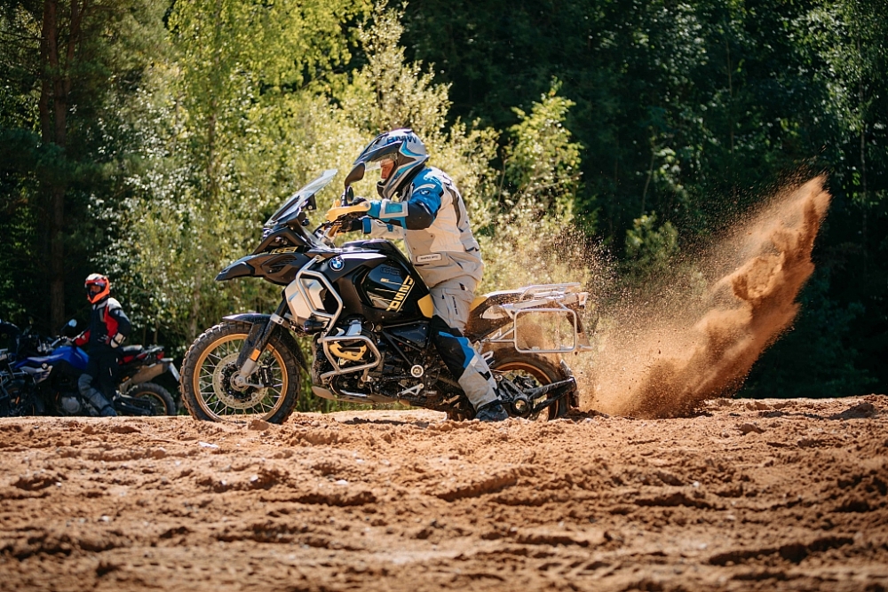 BMW R 1250 GS và GS Adventure mới chính thức có mặt tại Việt Nam