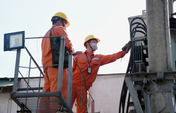 EVN không cắt điện trên lưới dịp Tết trừ trường hợp xử lý sự cố