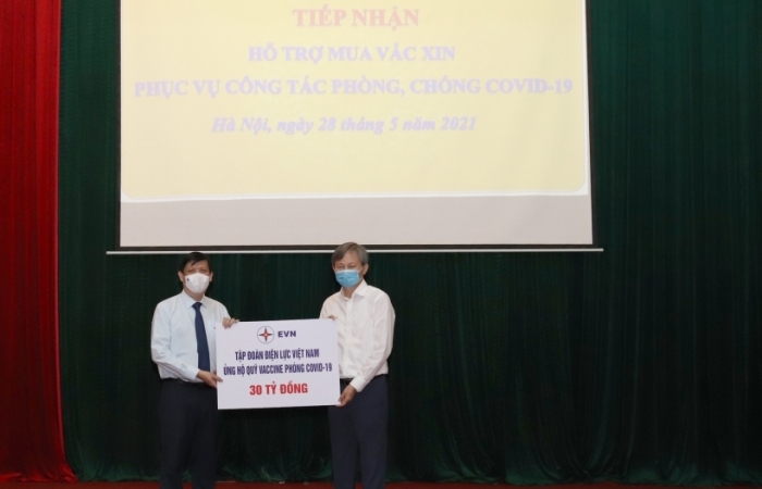 EVN ủng hộ 30 tỷ đồng cho Quỹ vắc xin phòng Covid-19