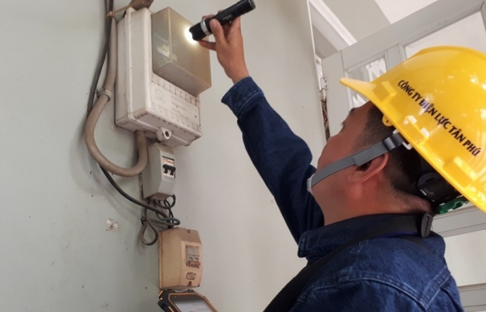Trần khung giá phát điện cho nhà máy nhiệt điện than là 1.559,7 đồng/kWh