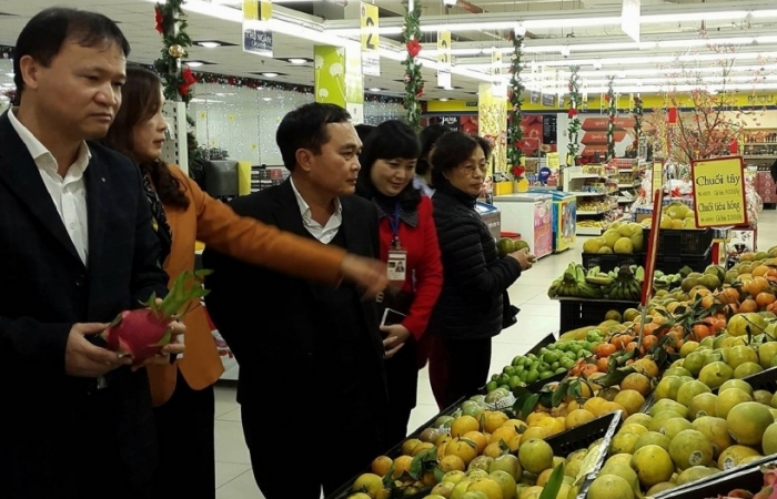Hàng hóa dồi dào, không lo đội giá "khủng" dịp Tết