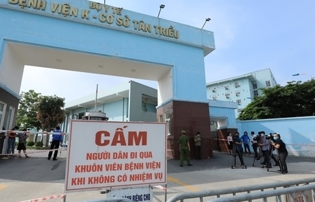 Hỗ trợ, xét nghiệm cho 2.000 cán bộ, y bác sỹ, bệnh nhân và người nhà bệnh nhân tại Bệnh viện K cơ sở Tân Triều