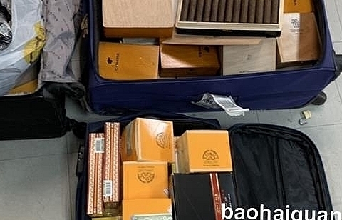 Ngăn chặn buôn lậu xì gà tại các đầu mối giao thông