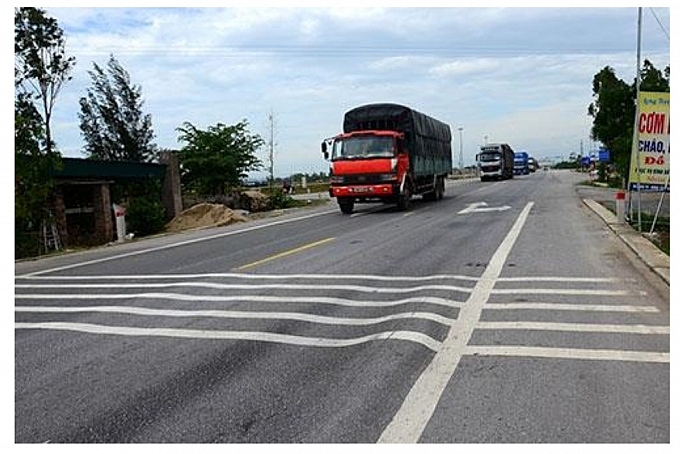 Dừng thu phí, cấm đấu thầu dự án giao thông nếu chậm khắc phục hằn lún đường