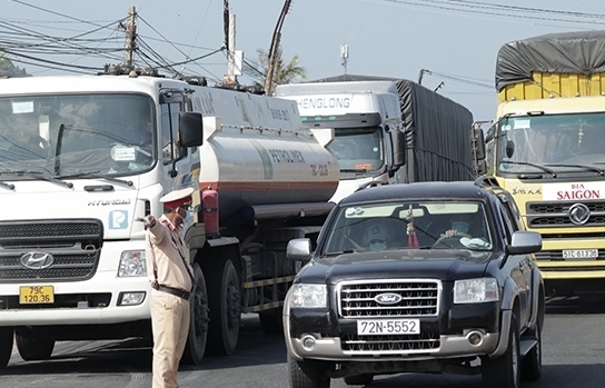 Hà Nội: Làm thế nào để đăng ký thẻ nhận diện phương tiện hoạt động trên luồng Xanh?