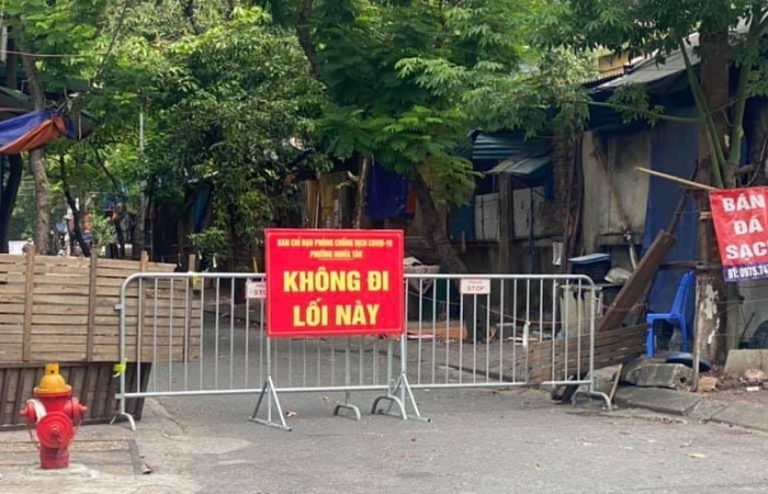 Hà Nội xem xét nới lỏng một số hoạt động dịch vụ