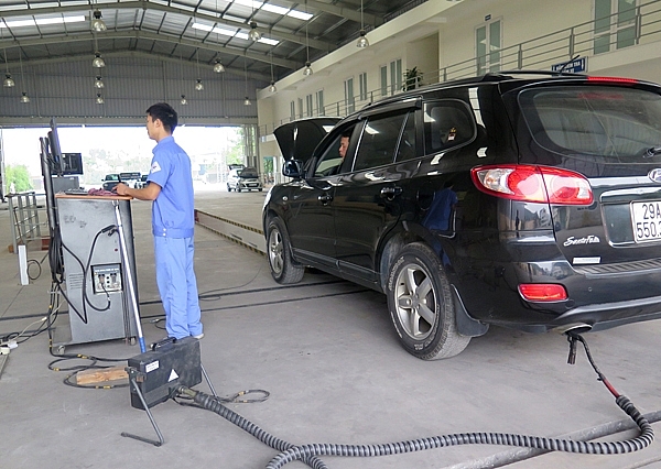 Từ ngày 15/2/2021, loại xe nào sẽ được miễn kiểm tra, thử nghiệm khí thải?