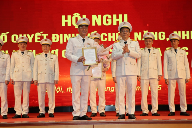 cuc thue tp ho chi minh chinh thuc doi ten thanh chi cuc thue khu vuc ii tu ngay 123