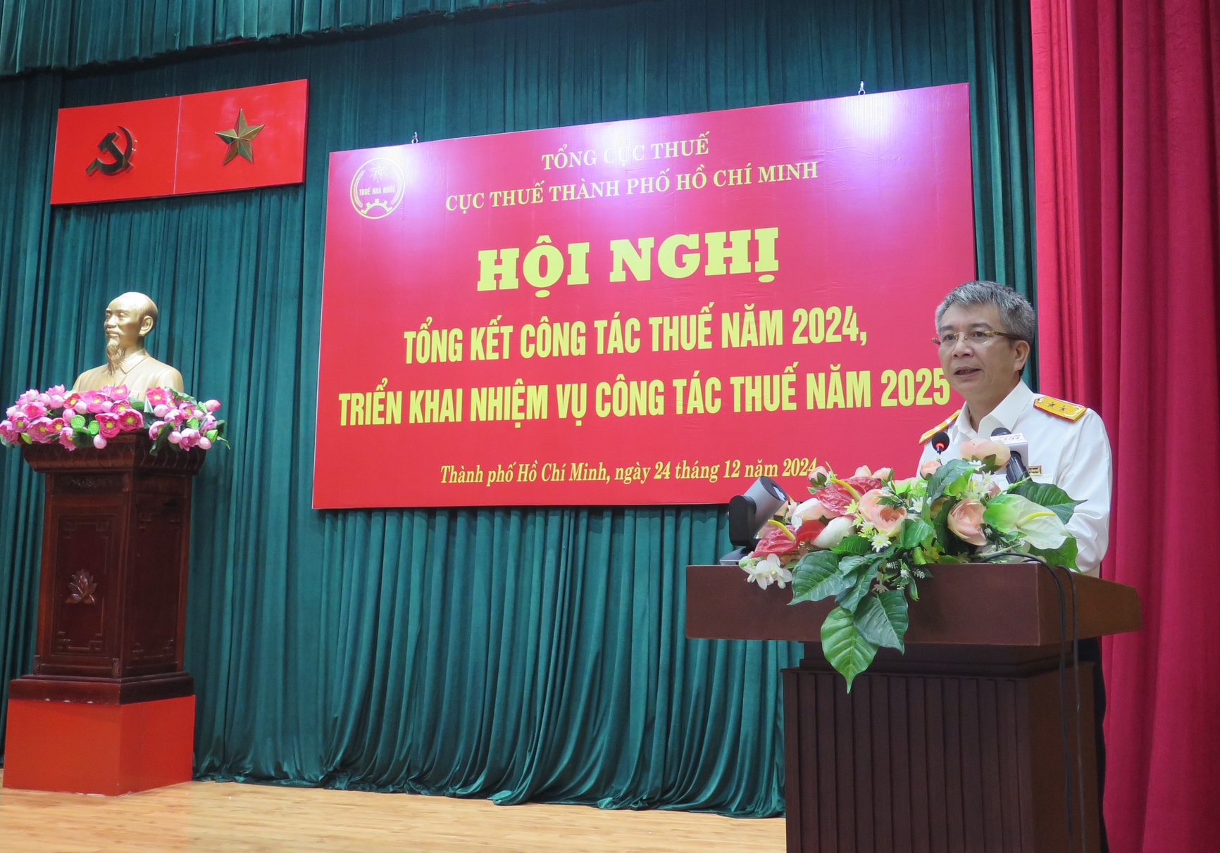 cuc thue tp ho chi minh quyet liet trien khai cac giai phap thu ngan sach ngay tu dau nam 2025