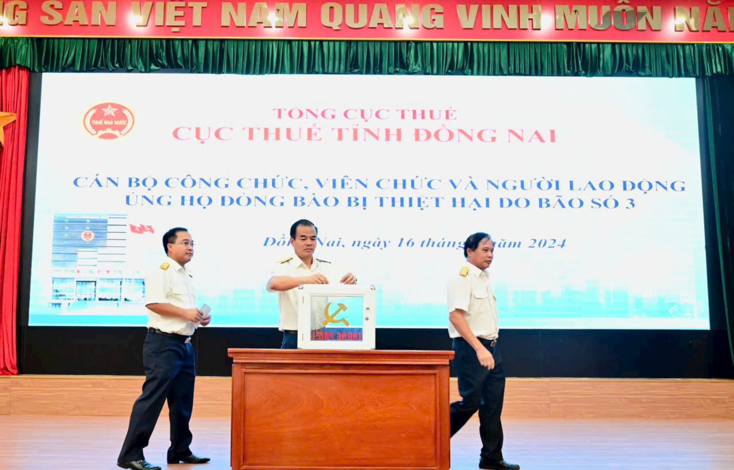 nhieu co quan thue tai chinh phia nam tich cuc tham gia ho tro dong bao bi anh huong bao lu nhieu co quan thue tai chinh phia nam tich cuc tham gia ho tro dong bao bi anh huong bao lu