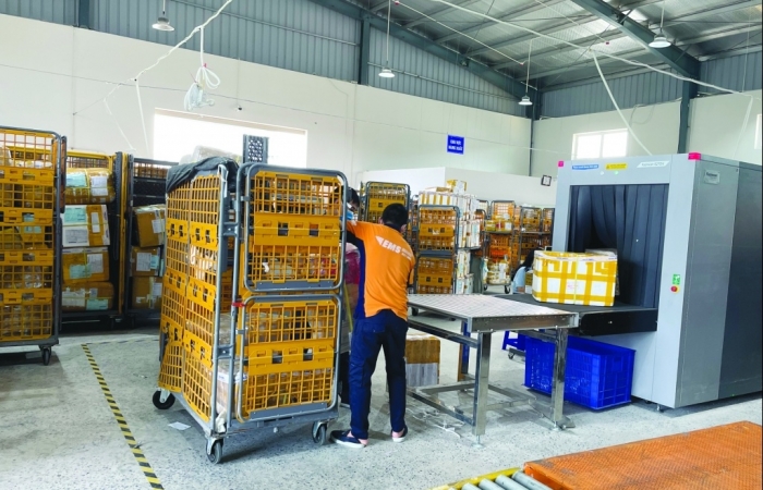 Thu thuế tự động hàng nhập khẩu giá trị thấp: Triệt tiêu hàng giá rẻ bất thường