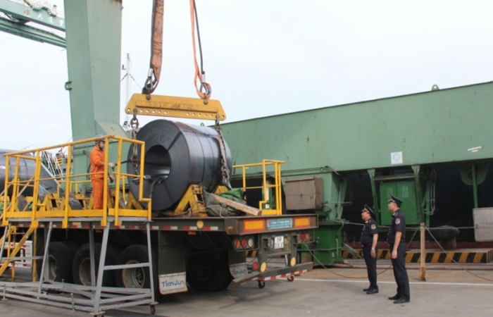 Hải quan Hà Tĩnh: Phấn đấu lấy lại đà tăng trưởng trong công tác thu