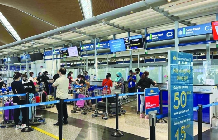 Cục Hàng không nêu lý do lùi thời hạn nối lại đường bay đến Trung Quốc