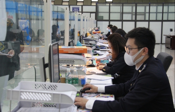 Hải quan Hữu Nghị thực hiện khoanh nợ thuế đối với 89 doanh nghiệp