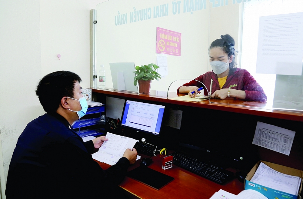 Hàng nông sản tấp nập xuất khẩu qua địa bàn tỉnh Lạng Sơn