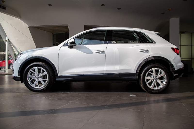 thiet ke va dong co moi audi q3 the he 2 ra mat tai viet nam