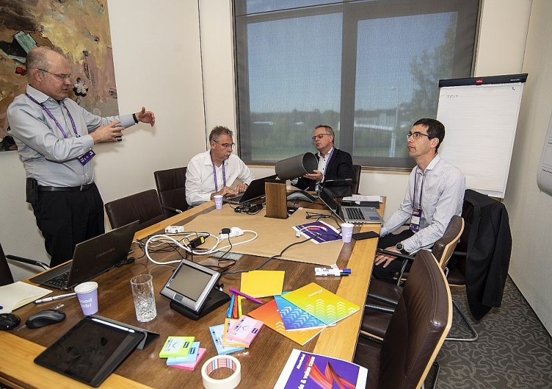 6 startup nganh son xuat sac nhat cuoc thi paint the future