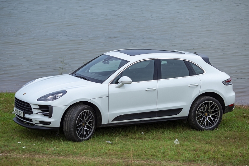 porsche macan su phan khich tren nhung cung duong