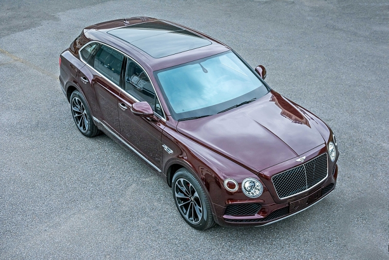 viet nam don bentayga v8 ban 100 nam ca nhan hoa dau tien