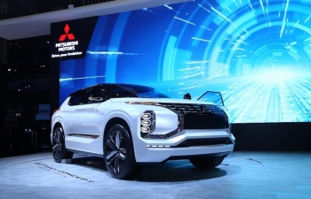 Ngắm nhìn mẫu xe ý tưởng GT-PHEV của Mitsubishi