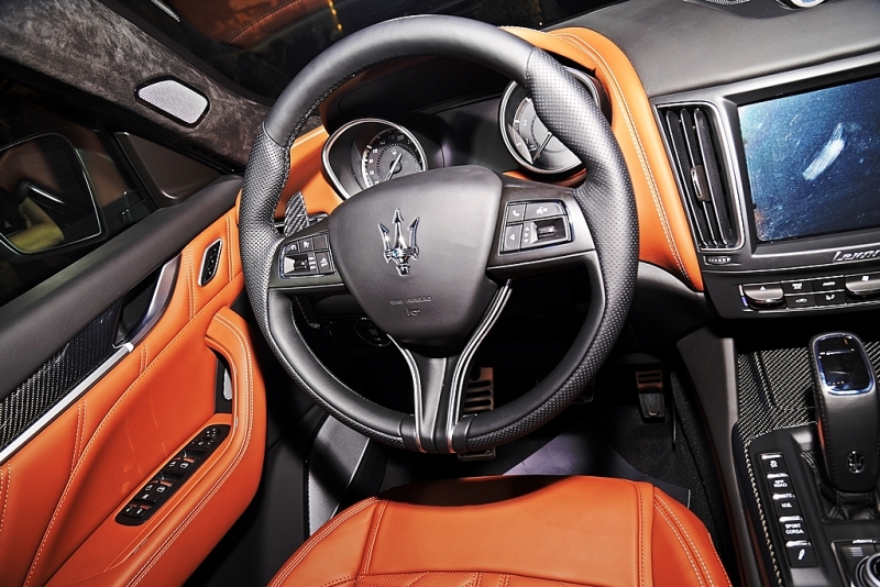 levante trofeo phien ban manh me nhat cua maserati chinh thuc ra mat