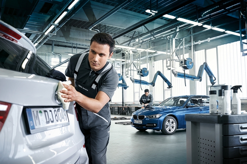thaco tri an cuoi nam khach hang bmw va mini