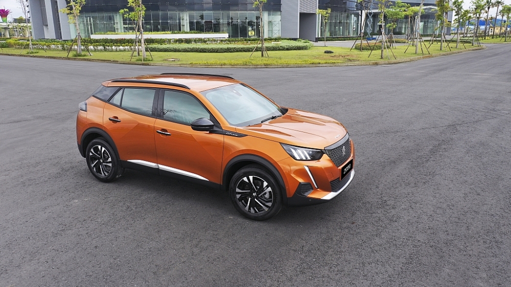 Giá từ 739 triệu đồng, Peugeot 2008 tạo sức nóng cho thị trường ô tô cuối năm