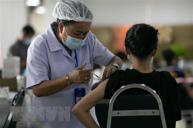 WB, COVAX cong bo ke hoach tang toc cung cap vaccine cho cac nuoc hinh anh 1