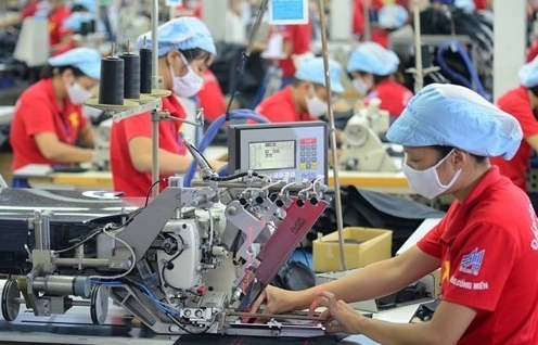 Standard Chartered: Tăng trưởng kinh tế năm 2022 của VN sẽ đạt 6,7%