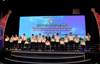 Vedan Việt Nam đồng hành “tiếp sức HSSV khuyết tật vượt khó đến trường”